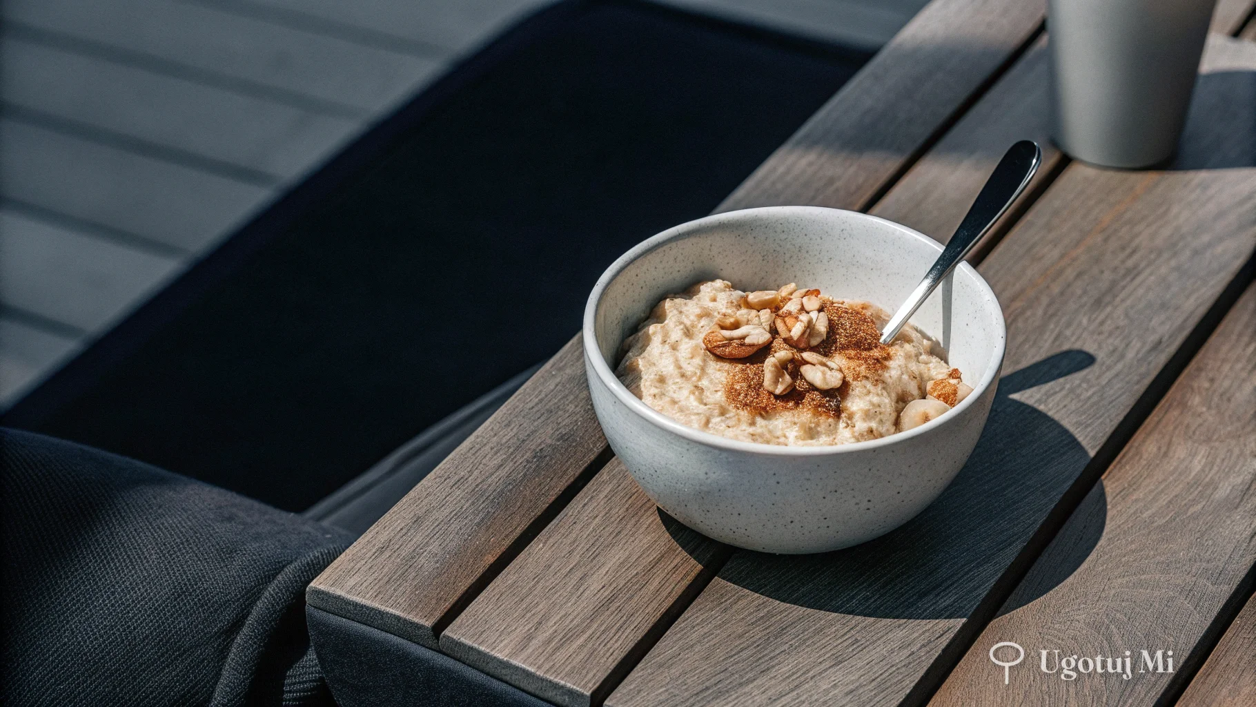 Owsianka z jabłkami i cynamonem - przepis krok po kroku