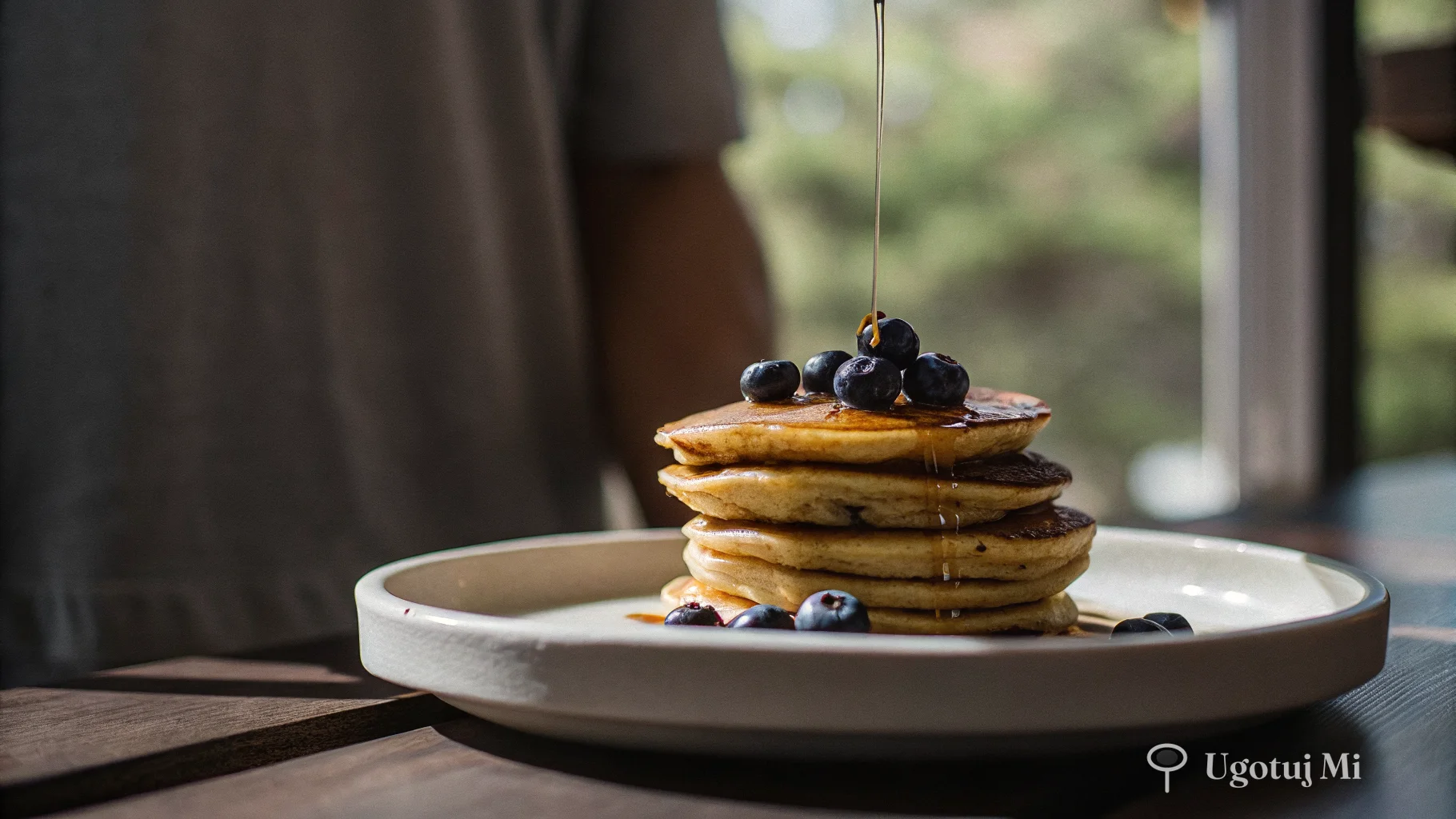 Pancakes owsiane z jagodami - zdrowy przepis na śniadanie